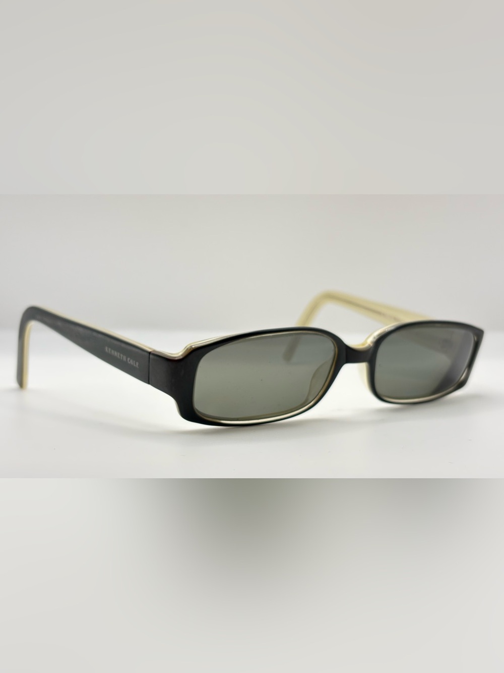 Kenneth Cole City of Angles Black Oval Sunglasses Frames Only